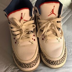 Jordan Kids White Navy Red Elephant Print Sneakers